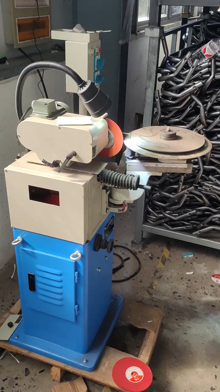 南通星汉机械有限公司取得一项名为“一种具有砂轮修整功能的成形砂轮磨齿机”的专利