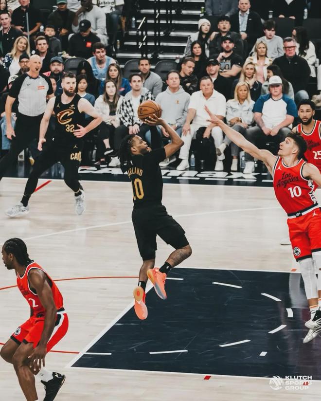 加兰三分命中率领跑联盟 快船交易哈登引热议