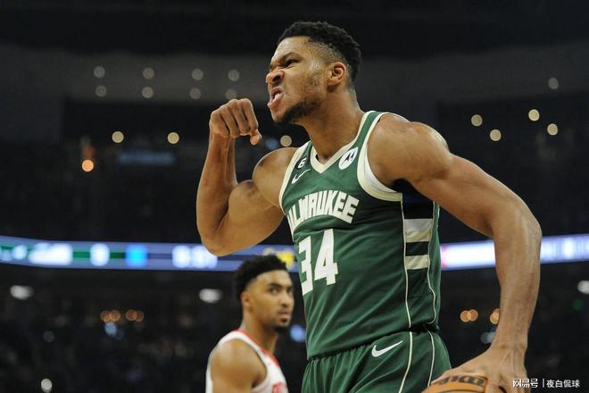 字母哥与雄鹿矛盾公开化 球迷舆论转向